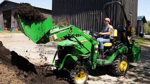John Deere 1025R fiche technique et avis