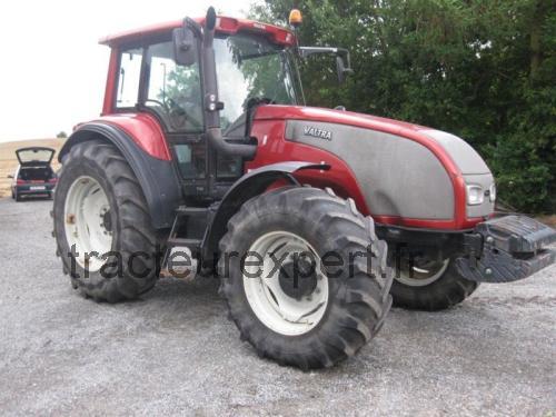 Valtra T150 avis et fiche technique 
